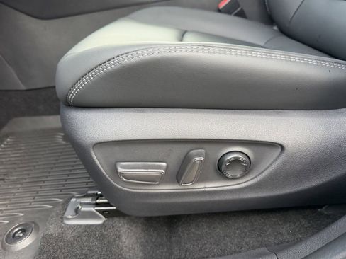 Used 2025 Toyota RAV4 XLE Premium image 14