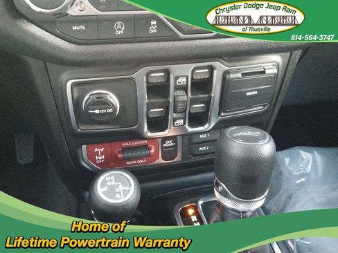 New 2025 Jeep Gladiator Sport image 24