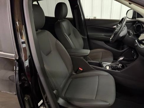 Used 2023 Buick Encore GX Preferred w/ Cold Weather Comfort Package FWD image 20