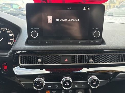 Used 2025 Honda Civic Sport image 26