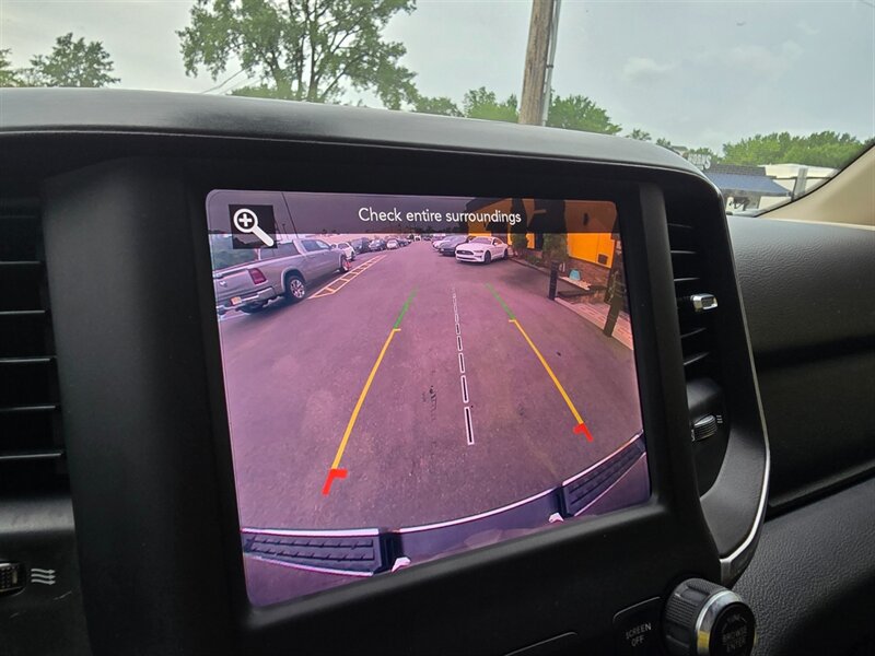 Used 2019 RAM 1500 Big Horn AWD/4WD image 8