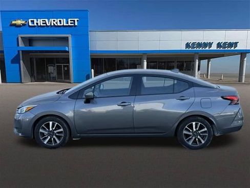 Used 2025 Nissan Versa SV FWD image 27