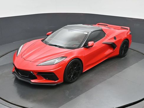 Used 2021 Chevrolet Corvette Stingray Preferred Conv w/ Z51 Performance Package RWD image 30