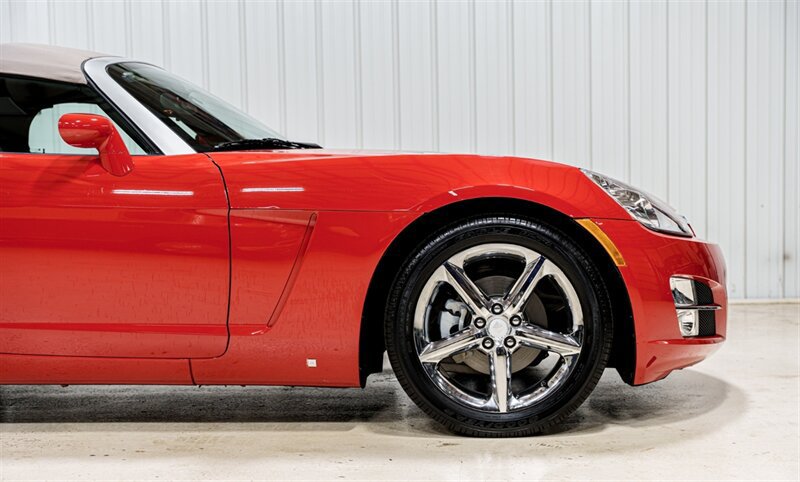 Used 2007 Saturn Sky w/ Premium Trim Pkg RWD image 12