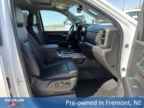 Used 2023 Chevrolet Silverado 1500 LTZ AWD/4WD image 15