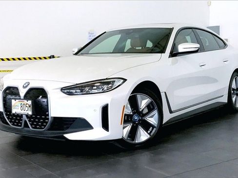 Certified 2022 BMW i4 eDrive40 image 1