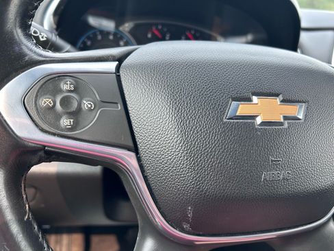 Used 2021 Chevrolet Traverse LT AWD/4WD image 22