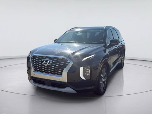 Used 2021 Hyundai Palisade Limited w/ Winter Package FWD image 1