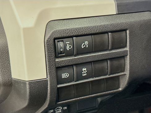 Used 2024 Toyota Tacoma TRD Off-Road image 17