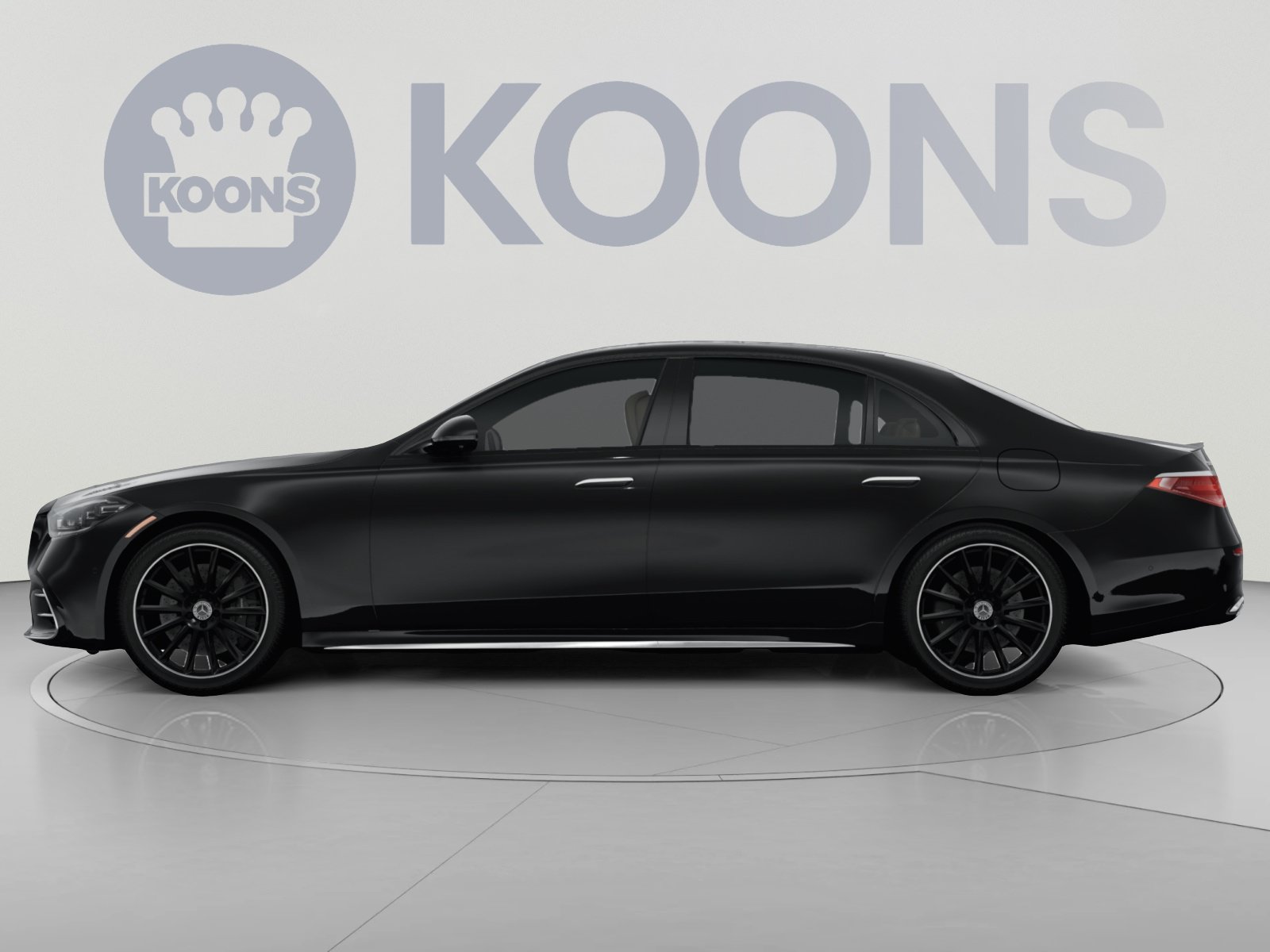 Used 2023 Mercedes-Benz S 580e 4MATIC Sedan w/ 3D Technology Package image 2