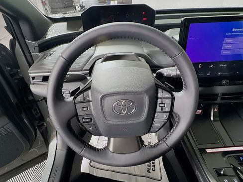 New 2026 Toyota C-HR image 11