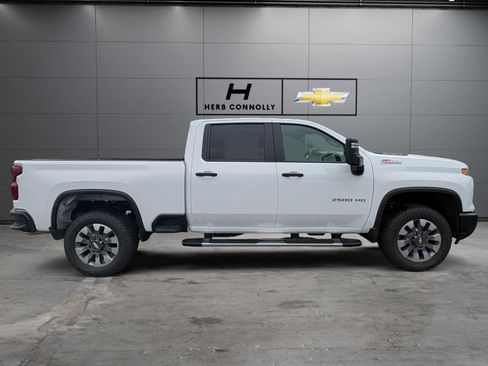 New 2026 Chevrolet Silverado 2500 Custom w/ Custom Value Package AWD/4WD image 6