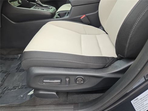 Used 2025 Honda CR-V EX image 18