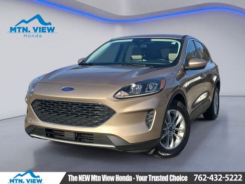 Used 2021 Ford Escape SE w/ Convenience Package image 1