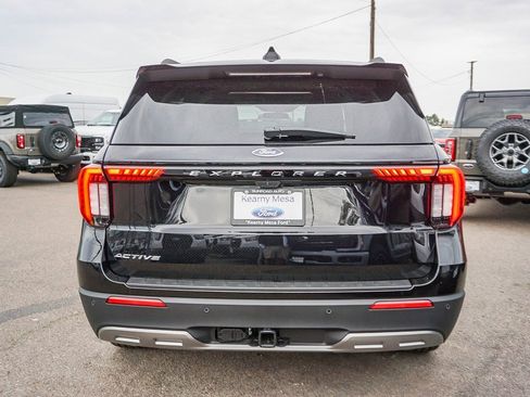 New 2026 Ford Explorer Active w/ Active Comfort Package image 5