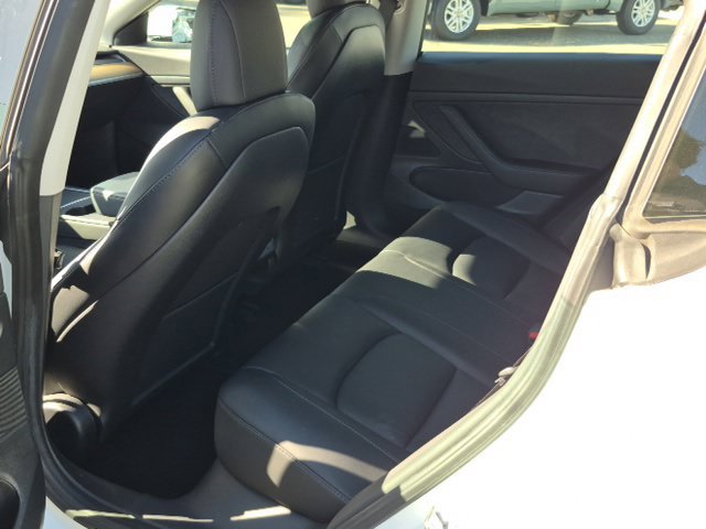 Used 2021 Tesla Model 3 Standard Range Plus RWD image 9
