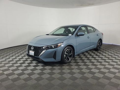 Used 2024 Nissan Sentra SV w/ All-Weather Package image 8