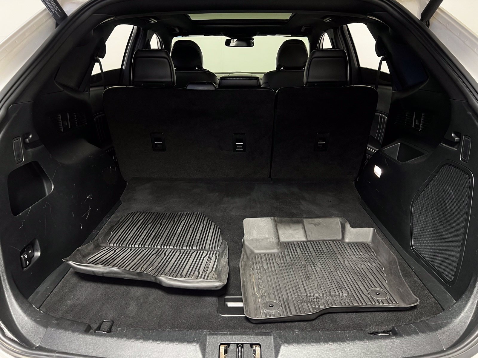 Used 2019 Ford Edge ST w/ Equipment Group 401A AWD/4WD image 29