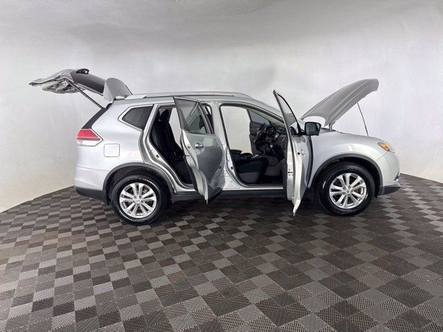 Used 2016 Nissan Rogue SV w/ SV Premium Package AWD/4WD image 14