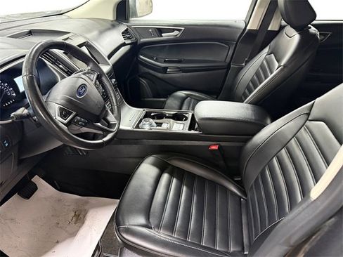 Used 2020 Ford Edge SEL w/ Convenience Package image 9