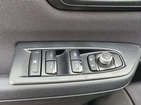 Certified 2025 Subaru Forester Premium image 32