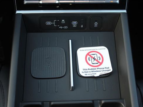 New 2025 Hyundai Santa Fe Limited image 22