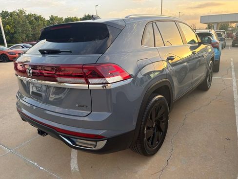 Used 2026 Volkswagen Atlas Cross Sport SE AWD/4WD image 3