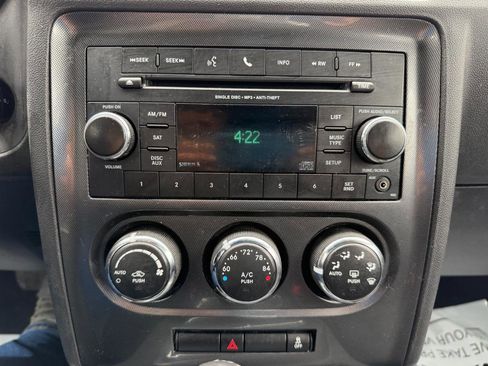 Used 2014 Dodge Challenger SXT RWD image 33