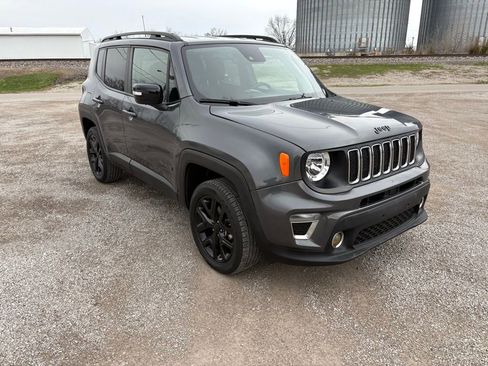Used 2023 Jeep Renegade Altitude w/ Convenience Group I AWD/4WD image 1