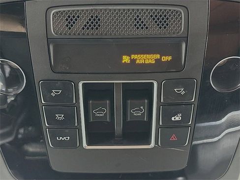 Used 2022 Kia Carnival SX Prestige FWD image 23