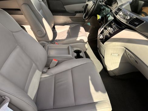 Used 2012 Honda Odyssey EX-L image 11