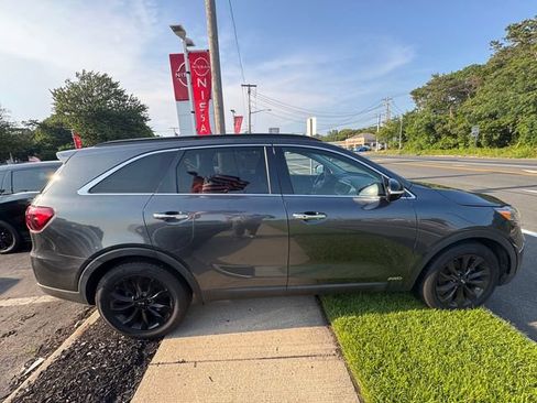 Used 2020 Kia Sorento S AWD/4WD image 4