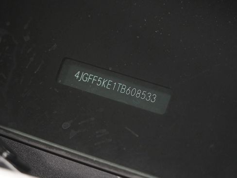 New 2026 Mercedes-Benz GLS 450 GLS 450 image 37