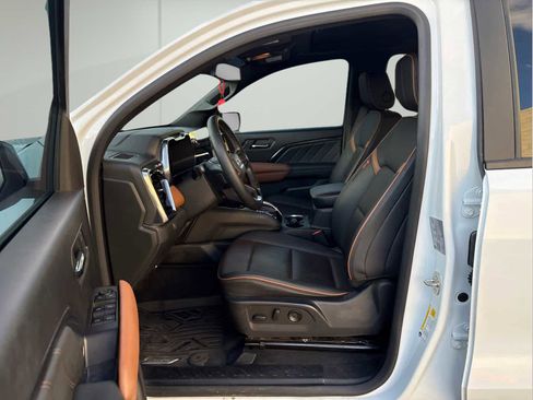 Used 2023 GMC Canyon AT4 w/ AT4 Premium Package image 21