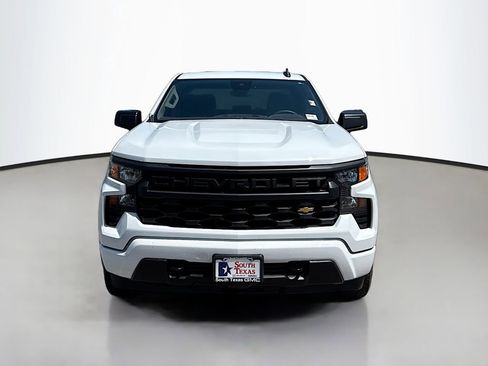 Used 2023 Chevrolet Silverado 1500 Custom RWD image 2