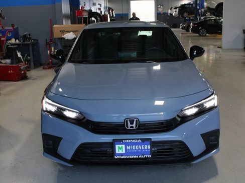 Used 2024 Honda Civic Sport image 3