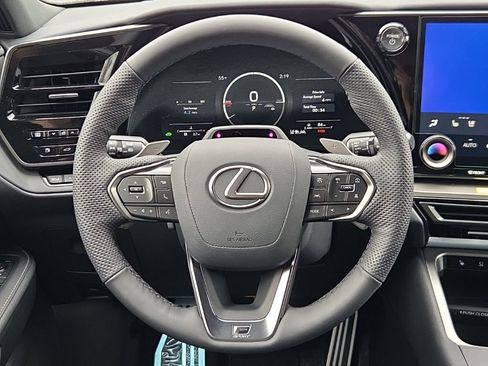 New 2026 Lexus TX 500h AWD image 24