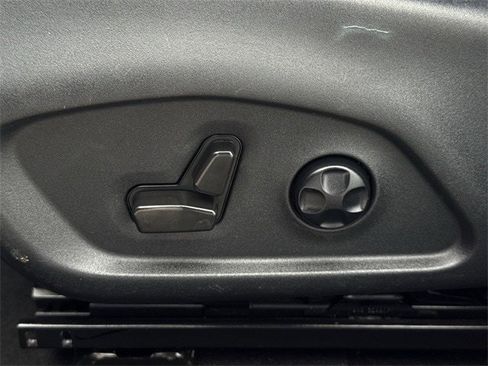 Used 2021 Jeep Compass 80th Special Edition image 27