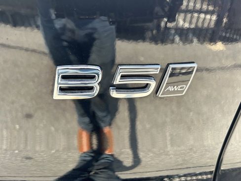 Certified 2025 Volvo XC40 B5 Plus image 14