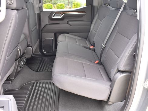 New 2026 GMC Sierra 1500 SLE w/ Preferred Package RWD image 24