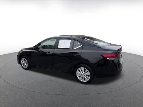 Used 2025 Nissan Sentra S image 10