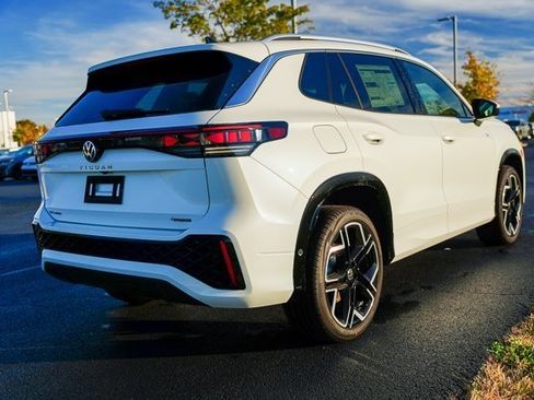 New 2026 Volkswagen Tiguan SEL R-Line image 35