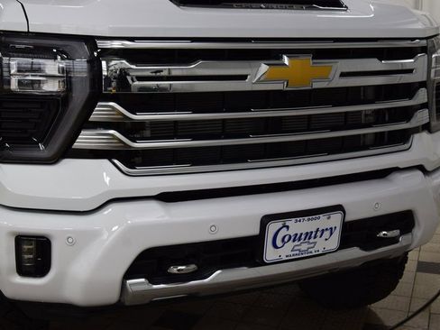 New 2026 Chevrolet Silverado 3500 High Country w/ High Country Premium Package AWD/4WD image 13
