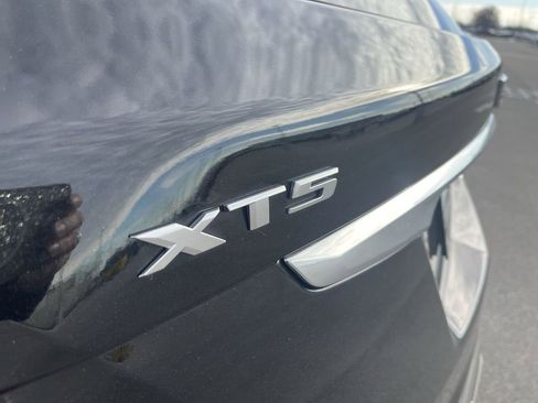 Certified 2022 Cadillac XT5 Premium Luxury w/ LPO, Floor Liner Package image 12