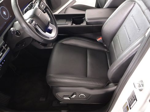 New 2025 Hyundai Santa Fe Limited image 11