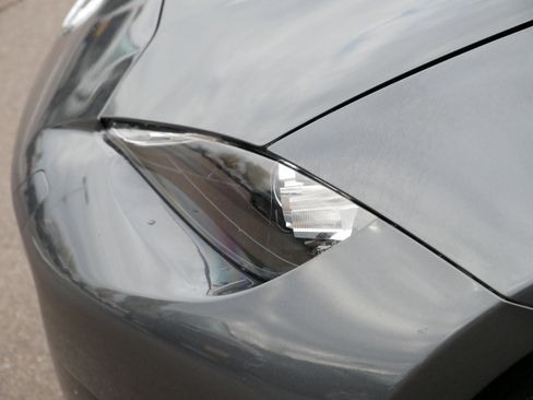 Used 2016 MAZDA MX-5 Miata Club image 16