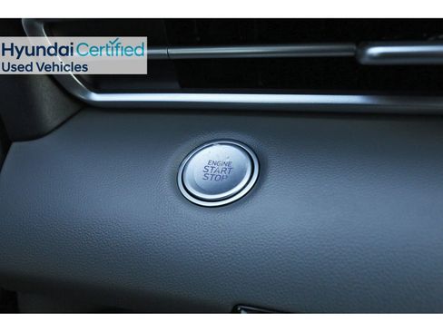 Certified 2025 Hyundai Elantra Sport image 29