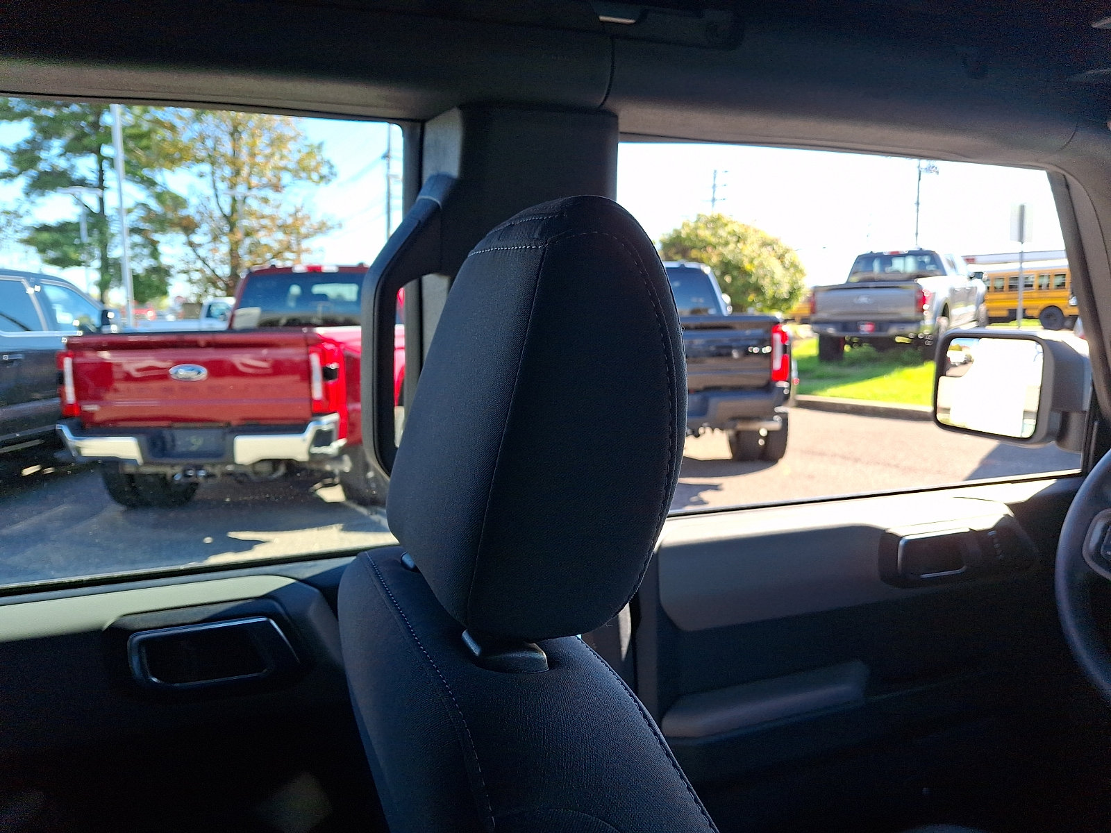 Used 2023 Ford Bronco 4-Door AWD/4WD image 12