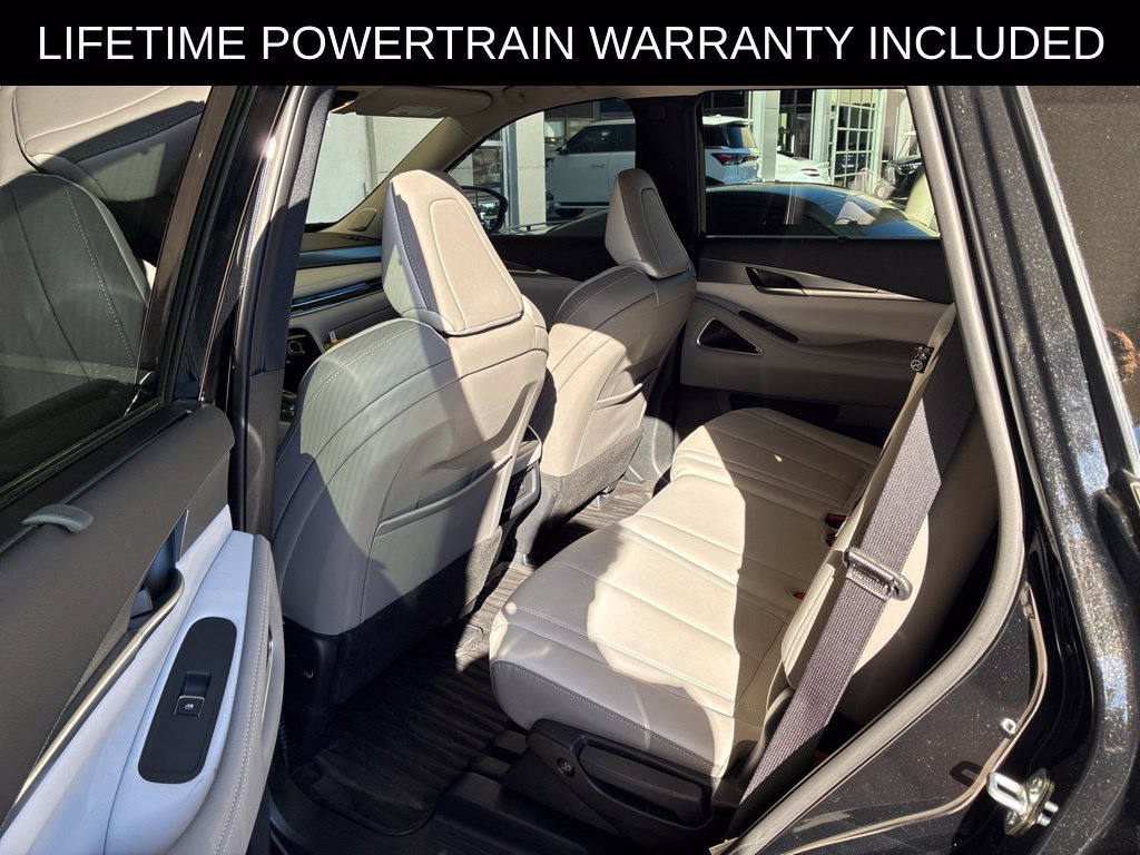 Certified 2026 INFINITI QX60 Luxe w/ Cargo Package FWD image 11