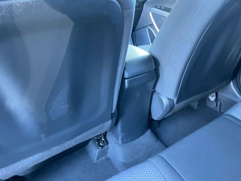 Used 2025 Kia Soul LX w/ LX Technology Package image 23